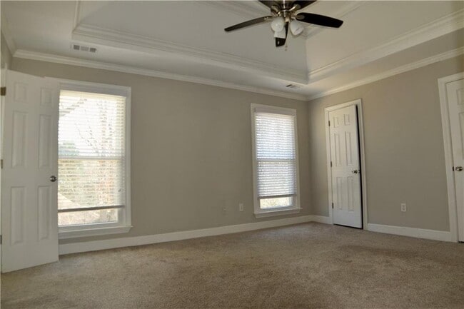 Building Photo - 2609 Falcon Nest Ct