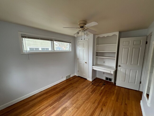 Building Photo - Single Family Home in Vestal for Rent