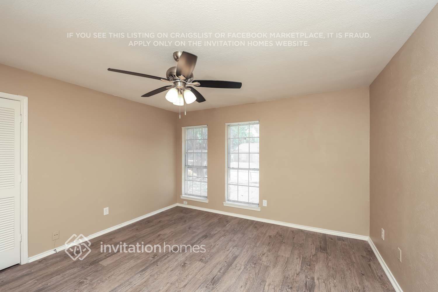 Building Photo - 1337 Greenbriar Ln