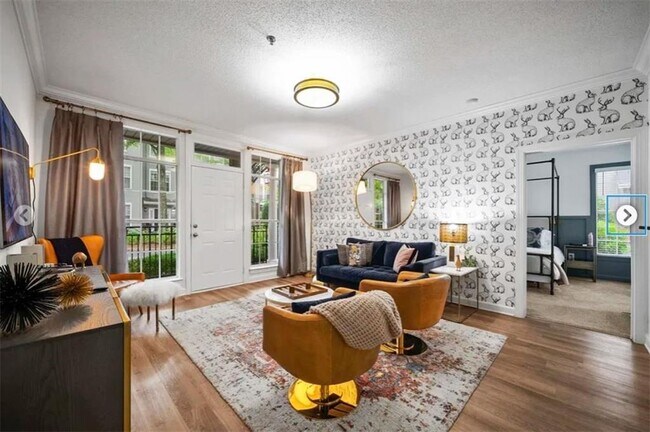 Building Photo - 350 Perimeter N Ctr