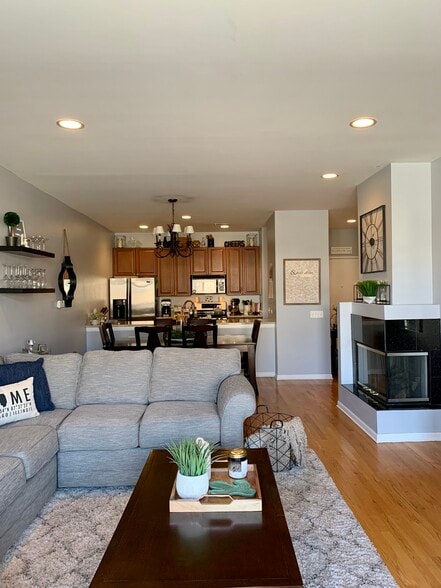 Living Room/Kitchen - 2040 W Belmont Ave