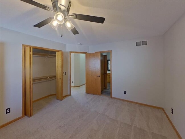 Building Photo - 9319 93rd St S