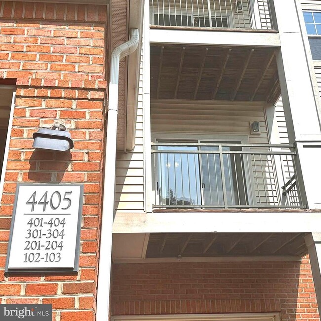 Building Photo - 4405 Weatherington Ln