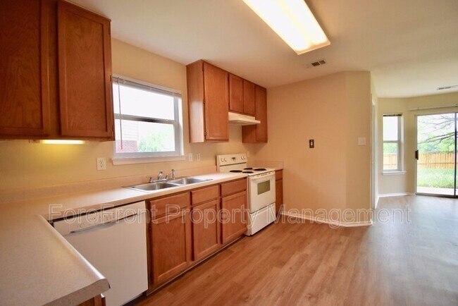 Building Photo - 10527 Cub Haven