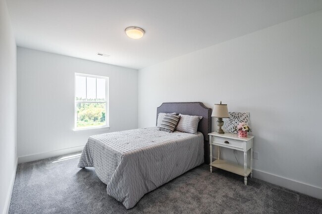 Building Photo - 171 Marbella Cir