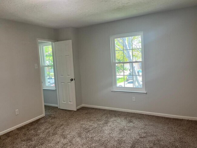 Building Photo - 14111 Torrey Vista Dr