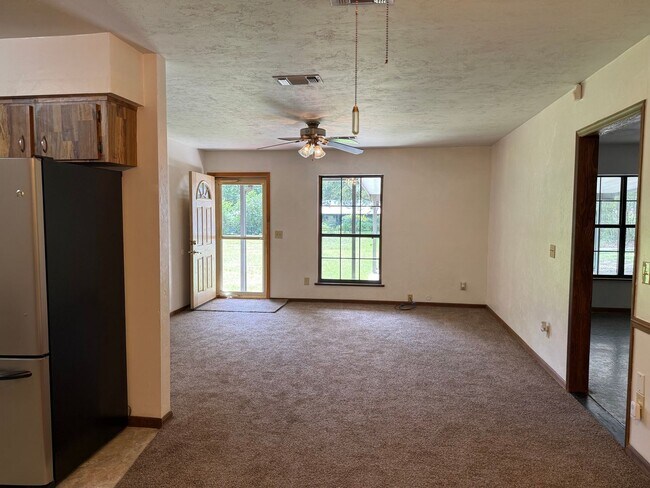 Building Photo - 16326 NW 118th Pl