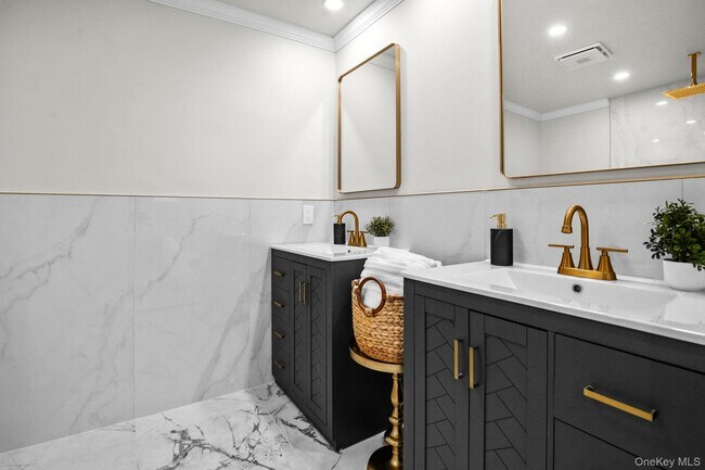 Building Photo - 27 Winding Ln