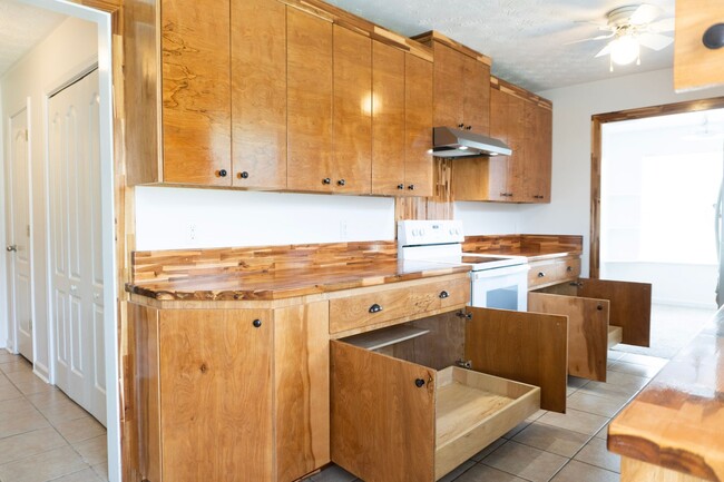 Building Photo - Three Bedroom Home Available NOW near 331 Bridge! With Solar!! Basic internet included as well!