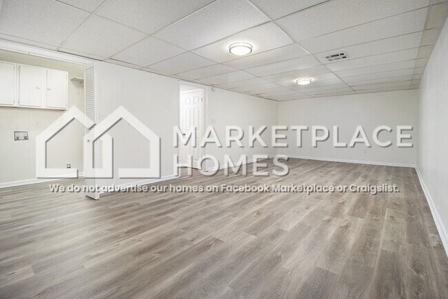 Building Photo - 3782 Paddington Trail