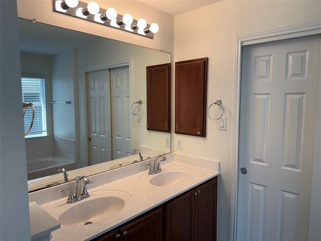 Building Photo - 929 Niobrara River Dr