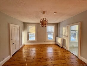 Building Photo - 1860 E Main St