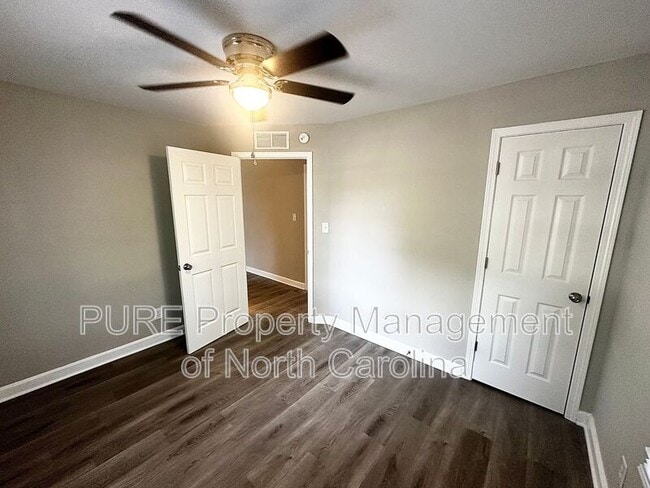 Building Photo - 102 Booker Ave