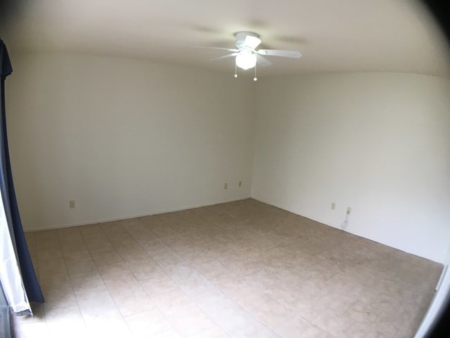 Building Photo - 1905 West Ln