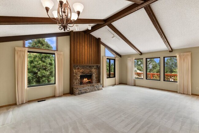 Building Photo - 106 Bevers Pl