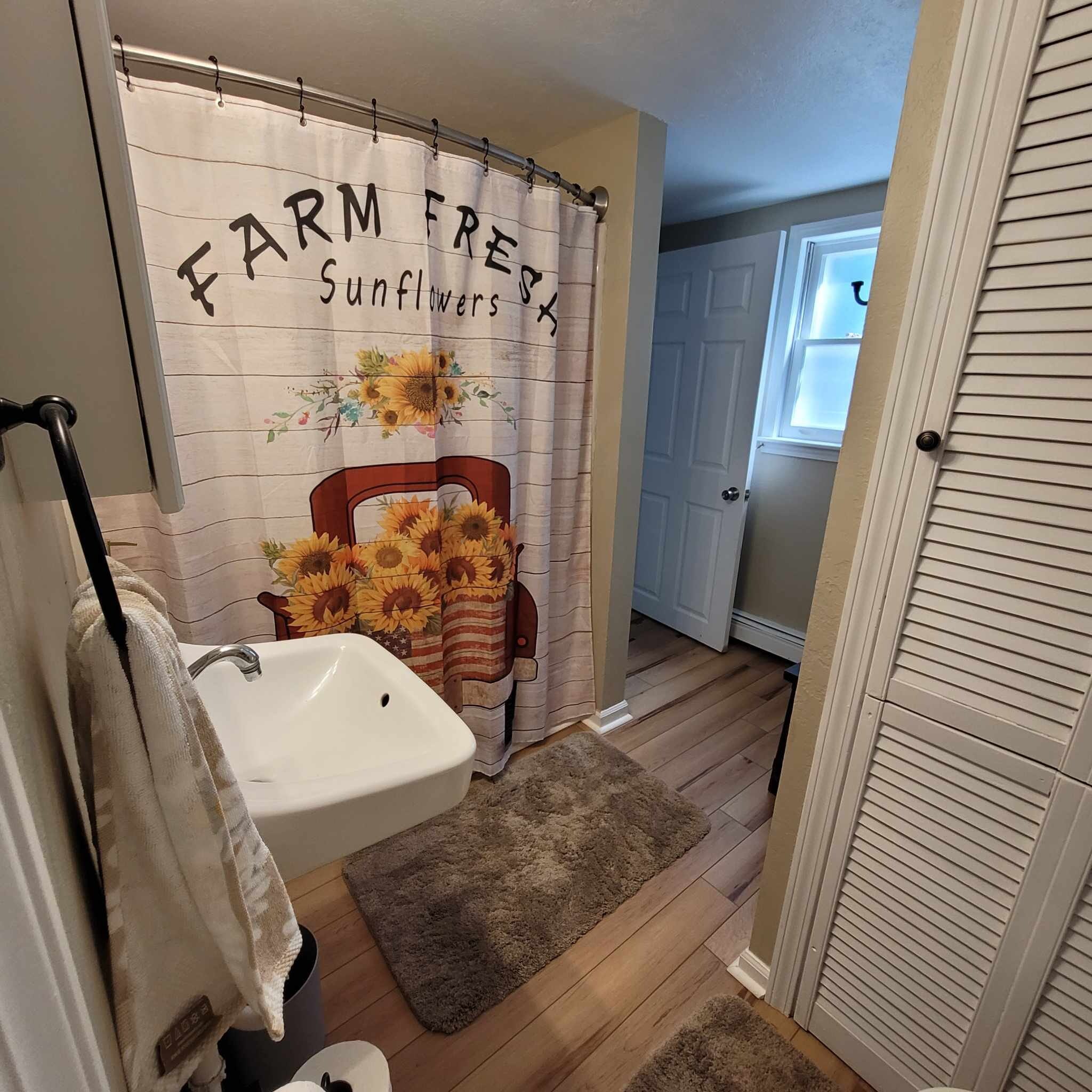 Building Photo - 3423 Poplar St