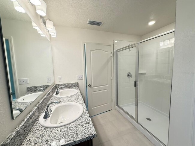 Building Photo - 8453 Monterey Pne Wy