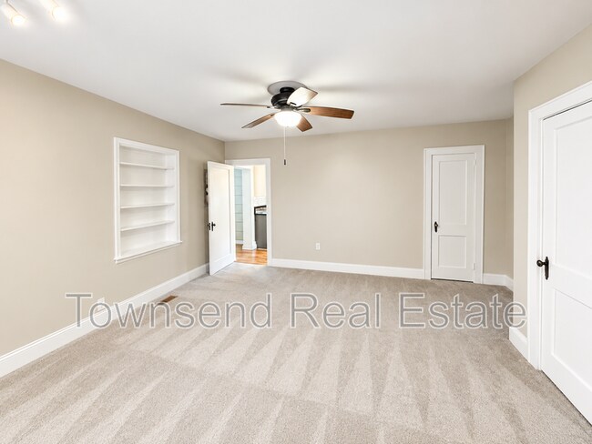 Building Photo - 2534 McNeill Cir