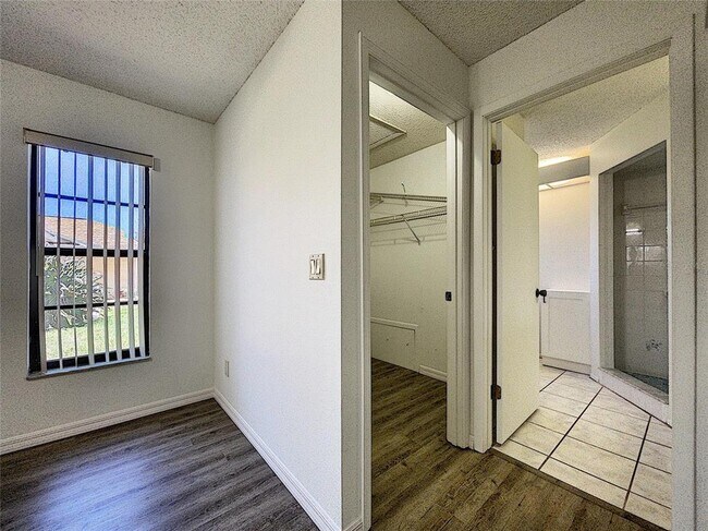 Building Photo - 4181 Glade Rd