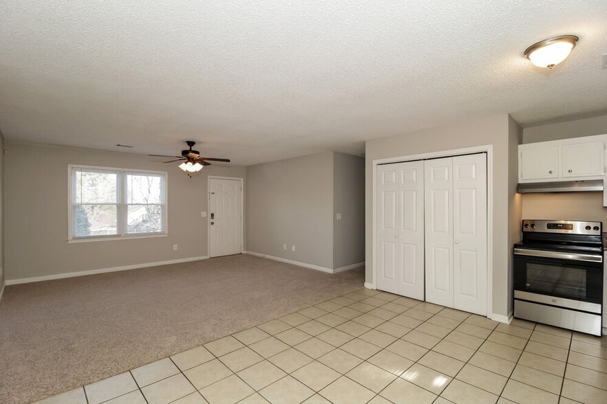 Building Photo - 13 Habersham Cir NE