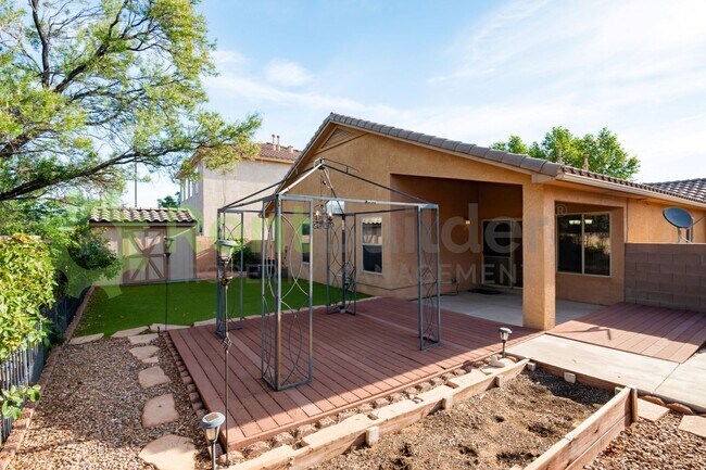 Building Photo - CALL US TODAY AT (505) 808-6467 TO SCHEDUL...