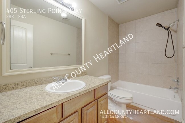 Building Photo - 405 Sterling Pointe Way