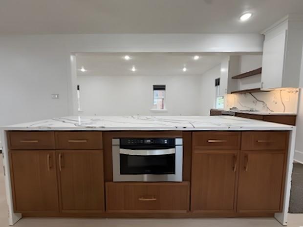 Building Photo - 16 Panorama Dr