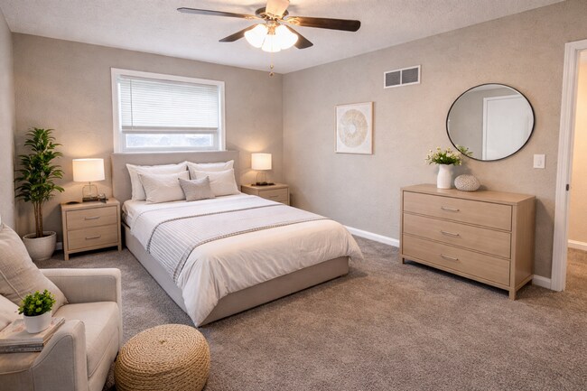 Building Photo - Cute Three Bedroom Home