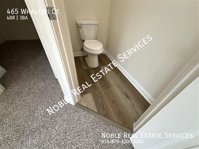 Building Photo - 465 Whalers Ct