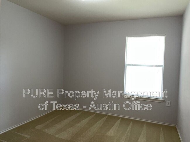 Building Photo - 9005 Sun Shower Bend