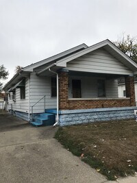 Building Photo - 1908 Hulman St