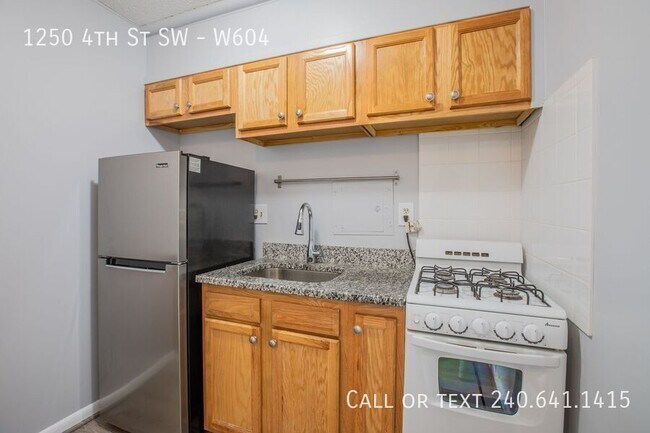 Building Photo - 1250 4th St SW