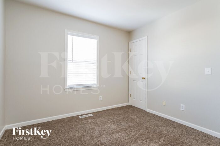 Building Photo - 5952 Bluestem Cir