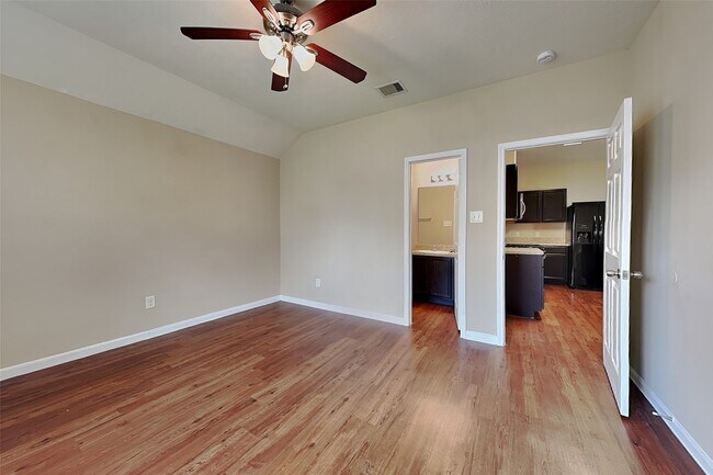 Building Photo - 21606 Nella Cir