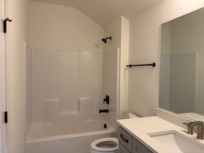 Building Photo - 344 Sophia Rain Dr