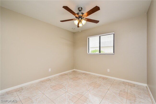 Building Photo - 8360 Coral Dr