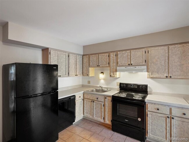 Building Photo - 27689 Echo Valley W