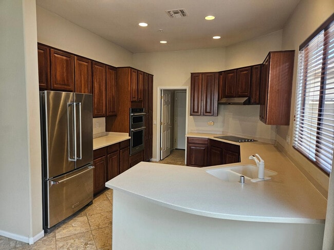 Building Photo - 7849 E Cholla St