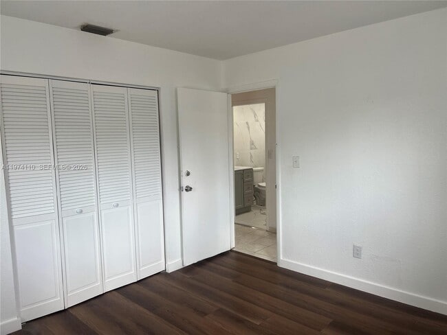 Building Photo - 21321 SW 99th Ct