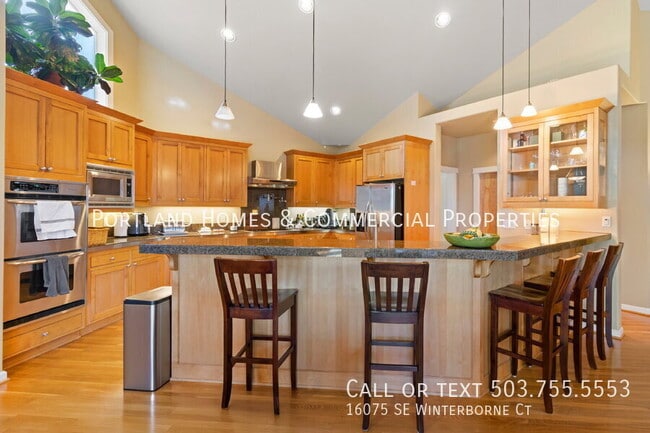 Building Photo - 16075 SE Winterborne Ct