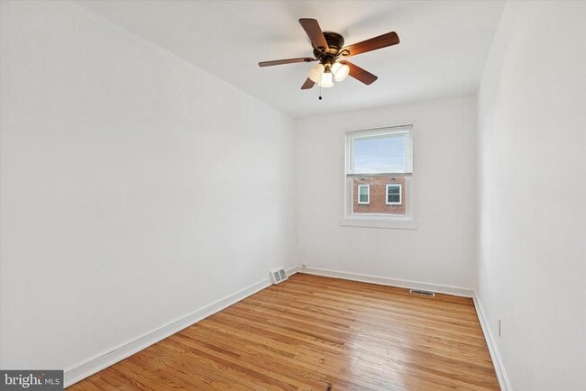 Building Photo - 8604 Bayard St