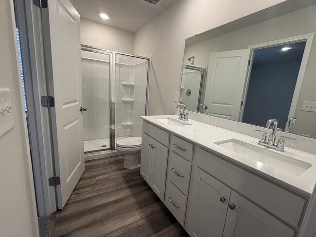 Building Photo - 244 Bones Rd