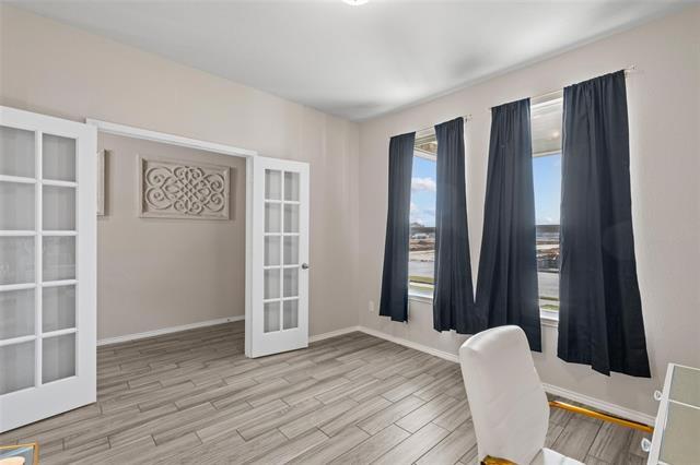 Building Photo - 10049 Adams Ln