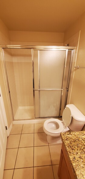 Bathroom 2 - 4500 Baseline Rd