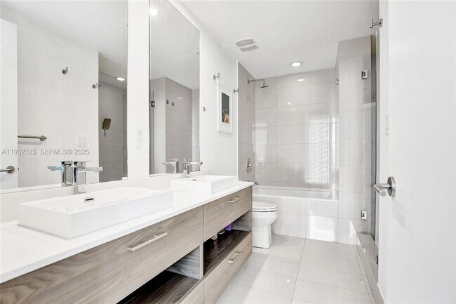 Building Photo - 1300 S Miami Ave