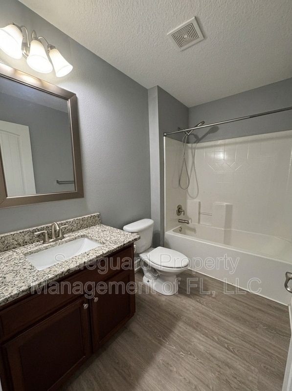 Building Photo - 9615 Laramie Dr
