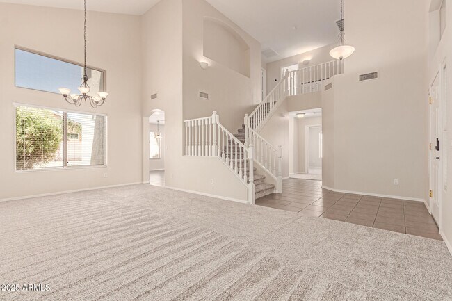 Building Photo - 2302 E Torrey Pines Pl
