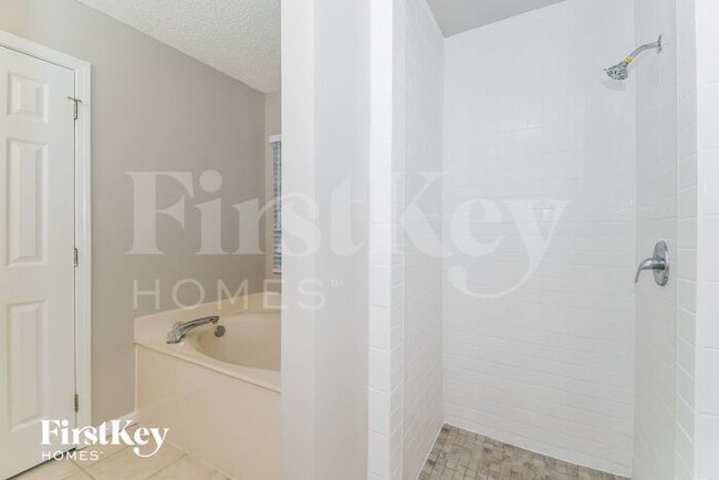 Building Photo - 12262 Gehrig Dr