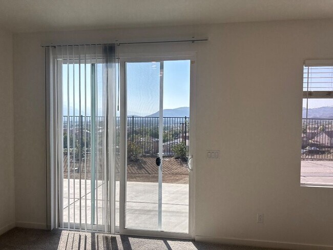 Building Photo - 41207 Alegria Ln
