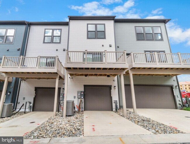 Building Photo - 314 Hazel Alder Ln